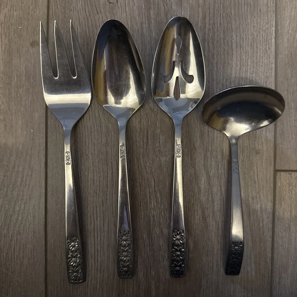 Wm Rogers‎ Custom Stainless Suncrest Spring Charm Ladle Meat Fork Serving Spoons